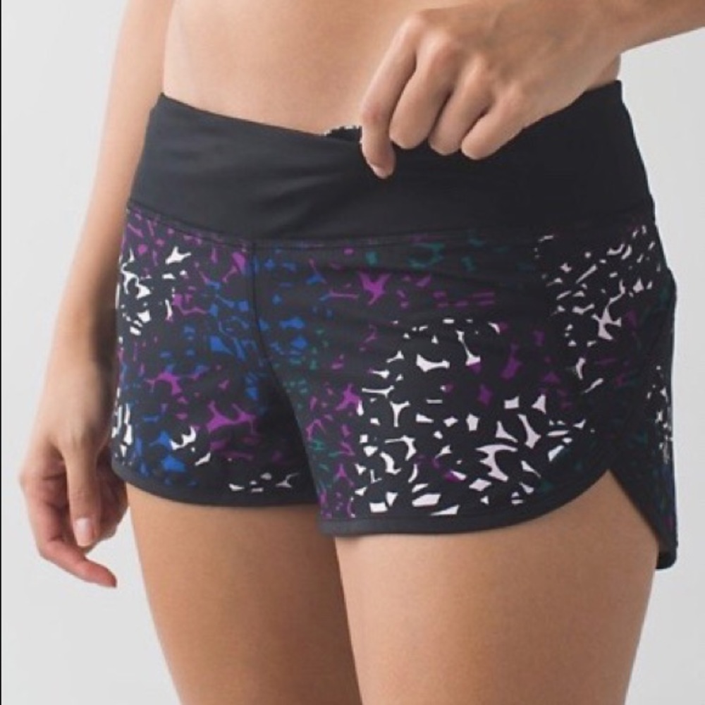 Lululemon Purple/Blue Cheetah Speed Shorts -Size 6